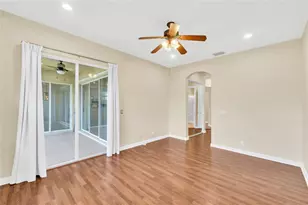 8035 NW 127th Ln, Parkland, FL 33076 - Photo 10