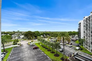 800 Parkview Dr, Hallandale Beach, FL 33009 - Photo 16