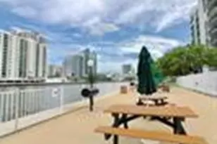 800 Parkview Dr, Hallandale Beach, FL 33009 - Photo 38