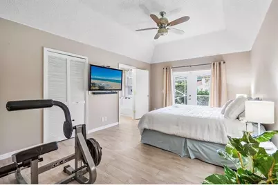 3598 Woods Walk Boulevard, Lake Worth, FL 33467 - Photo 10