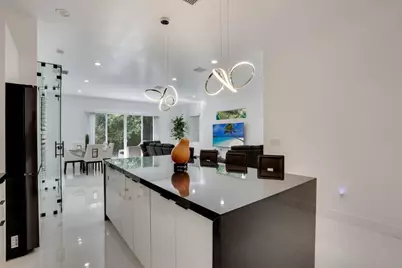 2962 NW 10th Court, Fort Lauderdale, FL 33311 - Photo 4