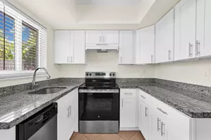 1658 NE 34th St, Fort Lauderdale, FL 33334 - Photo 4