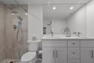 4301 Martinique Cir, Coconut Creek, FL 33066 - Photo 10