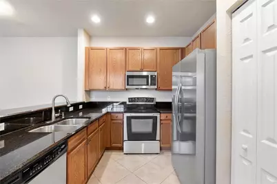 9065 Plymouth Place #9065, Tamarac, FL 33321 - Photo 6