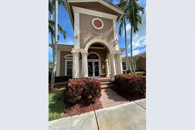 9065 Plymouth Place #9065, Tamarac, FL 33321 - Photo 2