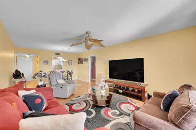 3475 Broken Woods Drive #401, Coral Springs, FL 33065 - Photo 8