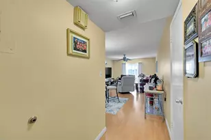 3475 Brokenwoods Dr, Coral Springs, FL 33065 - Photo 12