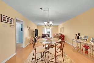 3475 Brokenwoods Dr, Coral Springs, FL 33065 - Photo 16