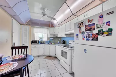 3475 Broken Woods Drive #401, Coral Springs, FL 33065 - Photo 10