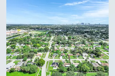 891 NW 34th Terrace, Lauderhill, FL 33311 - Photo 36