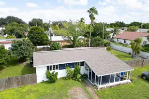 2011 SW 97th Terrace, Miramar, FL 33025 - Photo 2