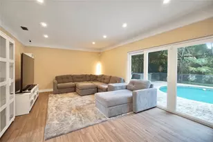 7501 Red Bay Pl, Coral Springs, FL 33065 - Photo 8