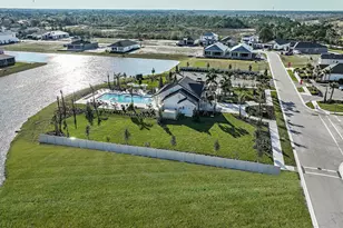 925 SE Seasons Ln, Port Saint Lucie, FL 34984 - Photo 40