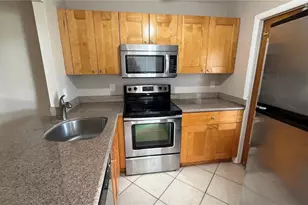 550 SE 2nd Ave, Deerfield Beach, FL 33441 - Photo 6