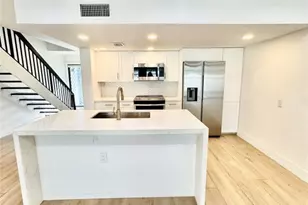 11245 NW 14th Ct, Pembroke Pines, FL 33026 - Photo 4