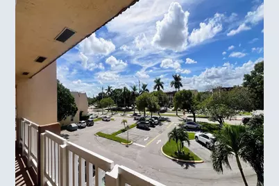 8901 Sunrise Lakes Boulevard #307, Sunrise, FL 33322 - Photo 1