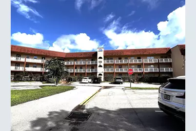 8901 Sunrise Lakes Boulevard #307, Sunrise, FL 33322 - Photo 2