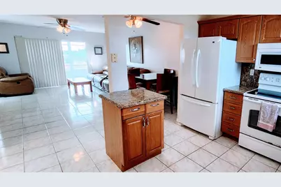 2721 N Pine Island Road #309, Sunrise, FL 33322 - Photo 6
