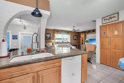 7950 NW 8th Court, Margate, FL 33063 - Photo 24