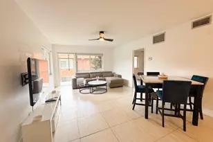 136 NE 19th Ct, Wilton Manors, FL 33305 - Photo 2