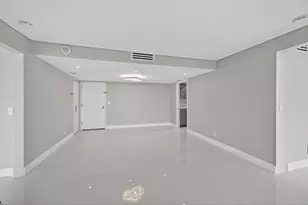 2400 Presidential Way, West Palm Beach, FL 33401 - Photo 10