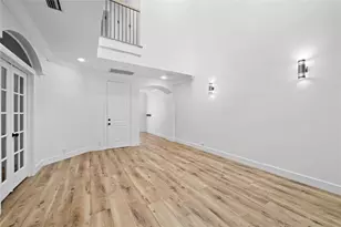 218 NE 15th Ave, Fort Lauderdale, FL 33301 - Photo 8