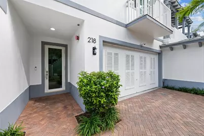 218 NE 15th Avenue #218, Fort Lauderdale, FL 33301 - Photo 4