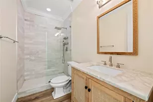 218 NE 15th Ave, Fort Lauderdale, FL 33301 - Photo 8