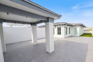 218 NE 15th Ave, Fort Lauderdale, FL 33301 - Photo 48