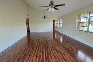 8751 Holly Ct, Tamarac, FL 33321 - Photo 10