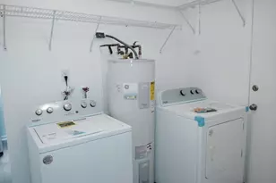 3055 NW 212th St, Miami Gardens, FL 33056 - Photo 10