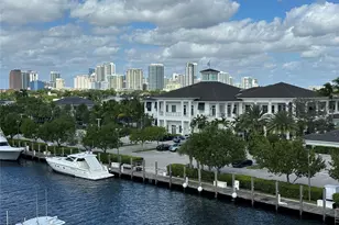 1701 12th Ct, Fort Lauderdale, FL 33316 - Photo 12