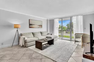 1150 Hillsboro Mile, Pompano Beach, FL 33062 - Photo 18