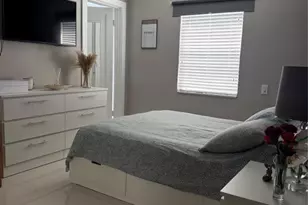 823 N 20th Ct, Hollywood, FL 33020 - Photo 16