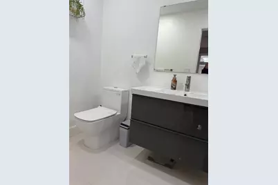 823 N 20th Court, Hollywood, FL 33020 - Photo 12