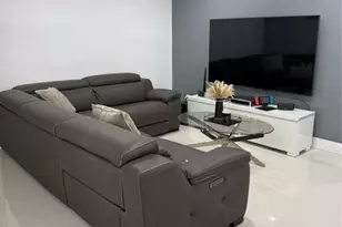 823 N 20th Ct, Hollywood, FL 33020 - Photo 6