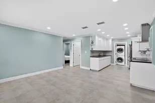 1201 N Tyrone Blvd N, Saint Petersburg, FL 33710 - Photo 10