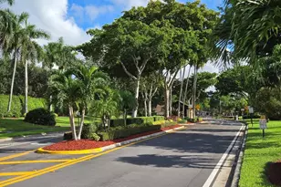 8223 Springlake Dr, Boca Raton, FL 33496 - Photo 2