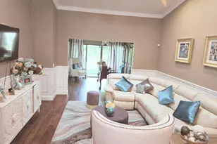 8223 Springlake Dr, Boca Raton, FL 33496 - Photo 6