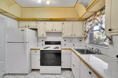 2901 Sunrise Lakes Drive #101, Fort Lauderdale, FL 33322 - Photo 4