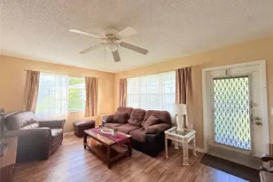 204 Oakridge M, Deerfield Beach, FL 33442 - Photo 4