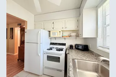 204 Oakridge M #204, Deerfield Beach, FL 33442 - Photo 6