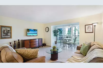 441 SE 3rd Street #201, Dania Beach, FL 33004 - Photo 8