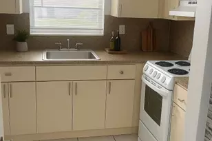 7221 Venetian St, Miramar, FL 33023 - Photo 2