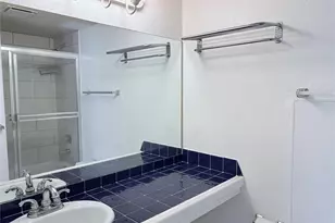 2998 NW 48th Terrace, Lauderdale Lakes, FL 33313 - Photo 8