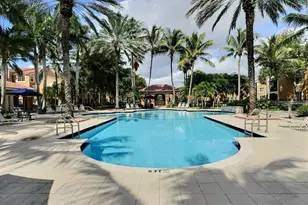 7940 N Nob Hill Rd, Tamarac, FL 33321 - Photo 4