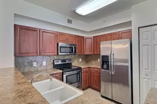 7940 N Nob Hill Rd, Tamarac, FL 33321 - Photo 14