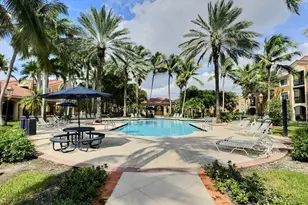 7940 N Nob Hill Rd, Tamarac, FL 33321 - Photo 8