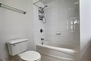 7940 N Nob Hill Rd, Tamarac, FL 33321 - Photo 30