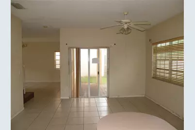 958 NW 127th Avenue, Coral Springs, FL 33071 - Photo 10